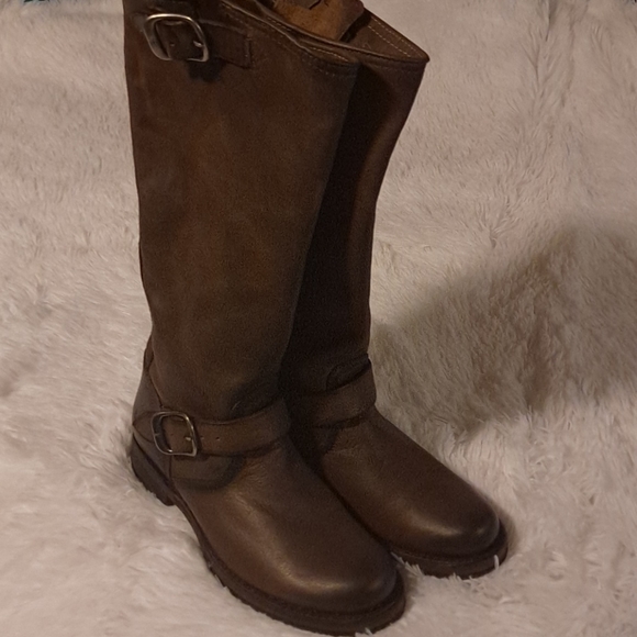 Frye Boots Veronica Tall - Picture 8 of 8